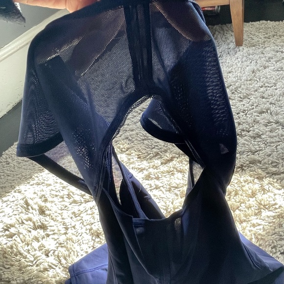 3 lulu tanks - Picture 6 of 7